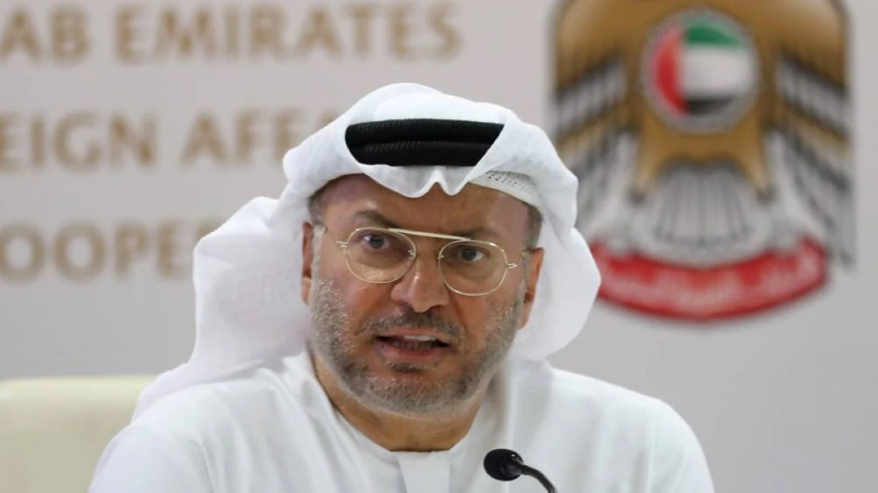 قرقاش يشيد بنجاح اقتصاد الإمارات كقصة ملهمة للعالم